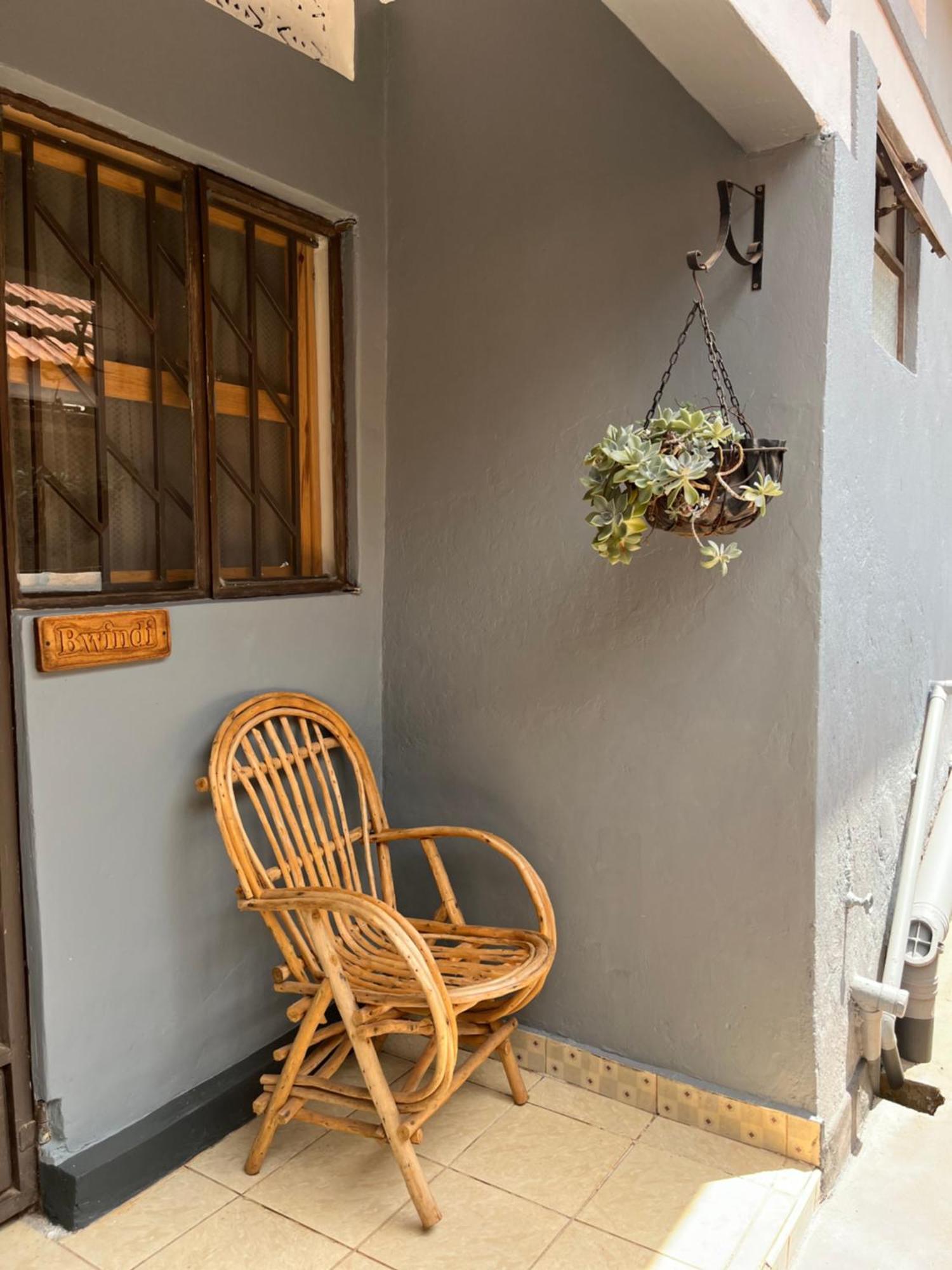 30 Wilson Bed & Breakfast Jinja Ngoại thất bức ảnh